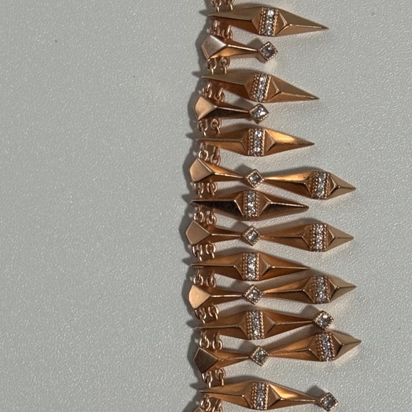 Kendra Scott Cici Necklace Rose Gold - Picture 3 of 3